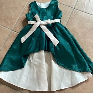 Gorgeous Emerald Green Dress with Cream Underlay and Bow